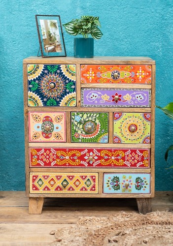 Wooden drawer chest of - chest,