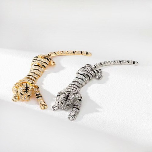 Large tiger brooch pins - tiger,