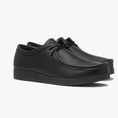 Brand new unisex wallabee - new,