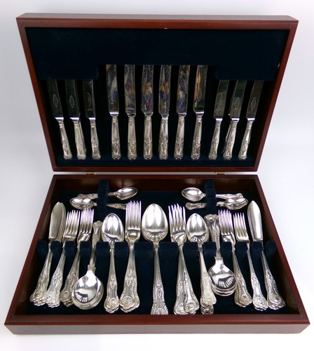 Silver plated cutlery - silver,