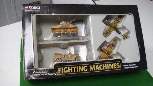 Corgi fighting machines wwii - machines,