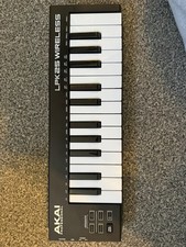 Akai Professional LPK25 Portable Wireless Midi Keyboard with USB