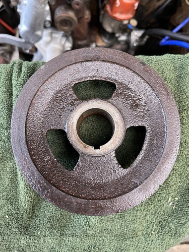 Ford pinto crank pulley - ford,