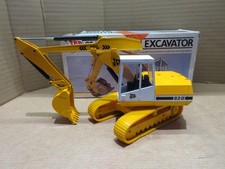 NZG JCB 820 CRAWLER EXCAVATOR