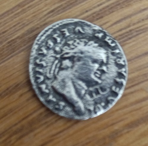 Roman silver denarius - silver, wrl