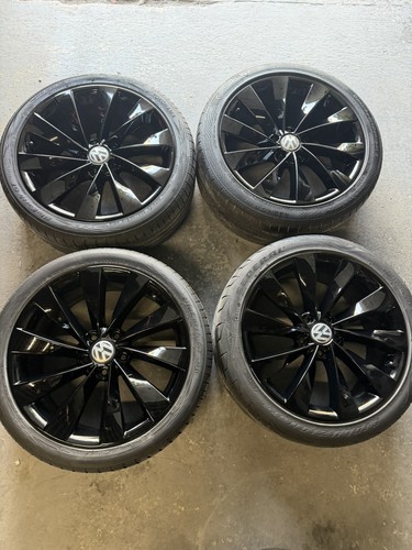 Genuine passat scirocco - vw, cc