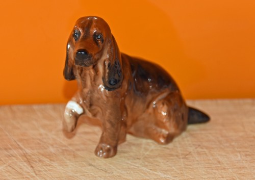 Royal doulton dark light - doulton, brown