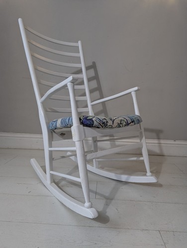 Mid century scandi - mid,
