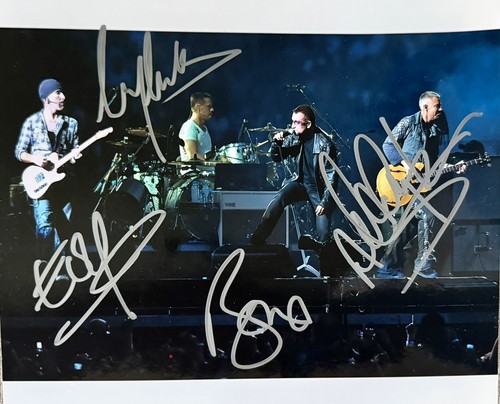 Autographed glossy - u2, 4)