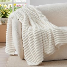 BEDELITE Fluffy Fleece Throw