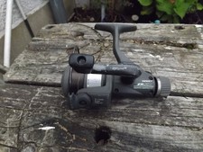 Ryobi Target Graphite XR 200 carbon fixed spool reel with line