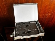 Roland PG-800 Synthesizer