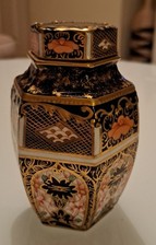 Royal Crown Derby 1128 Antique Old Imari Tea Caddy / Lidded Pot. Rare. 1916