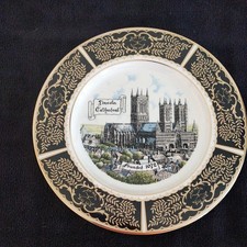 Beautiful China Plate Featuring LINCOLN CATHEDRAL,By reli-washbourne