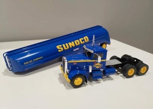 Peterbilt 281 sunoco - 281, (1958)