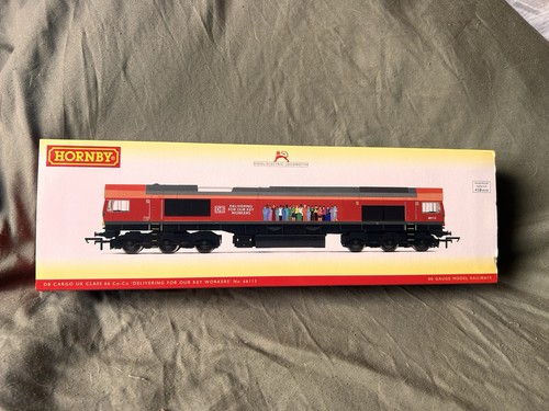 Hornby class cargo nhs - hornby,