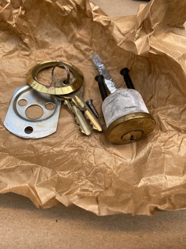 Union 1x1 brass rim - brass, cylinder