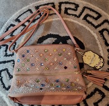 Moda Salmon Pink Jewel Design