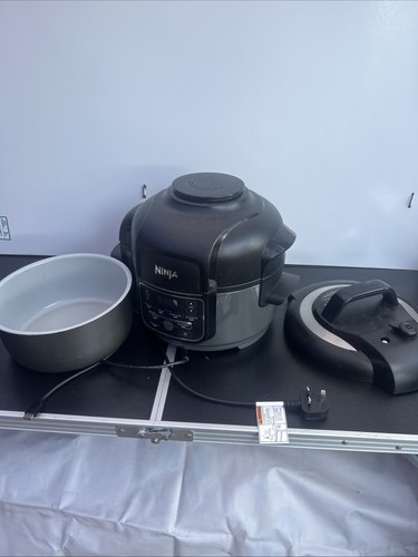 Black ninja mini multi - black, cooker