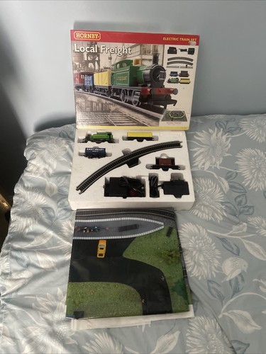 Hornby local freight - local, set
