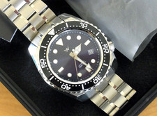 WM175 Watch 200m Diver Sapphire Crystal Stainless Steel Ceramic Bezel