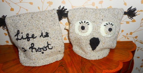 Hand knitted teacosy owl - teacosy, face