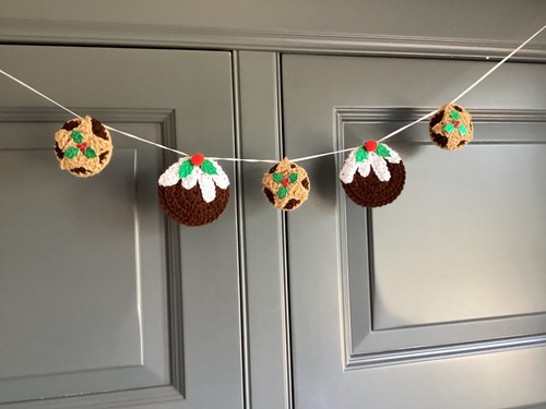 Christmas pudding mince pies - &,