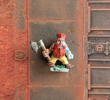 WFB Dwarfs Troll Slayer with Axe