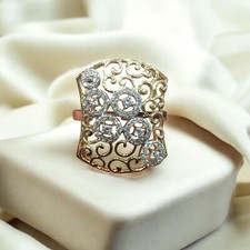 Pave 0.70 TCW Round Brilliant