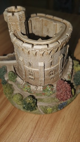 Lilliput lane round - lane-, tower