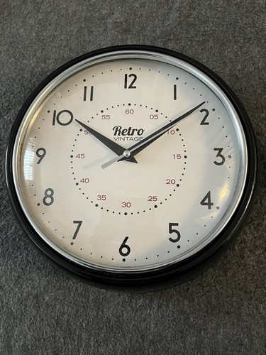 Retro vintage clock - retro, american