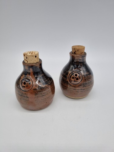 Pair winchcombe studio - pair,