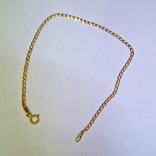 9ct yellow gold curb link - 9ct,