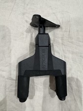 Hercules Stands Wallmount Guitar Hanger