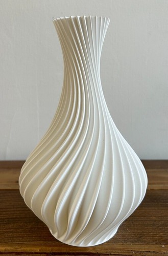 Printed ornamental vase - 3d,