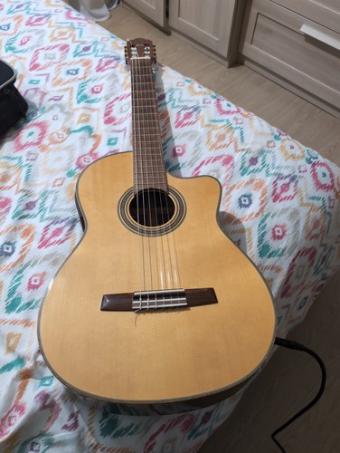 Valencia custom cg50ce - valencia,