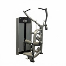 Life Fitness Lat Pulldown
