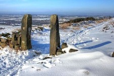 Photo 6x4 Pair of Stone Gate
