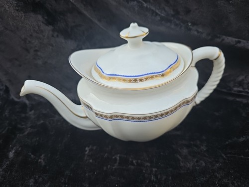 Royal crown derby - royal, carlton