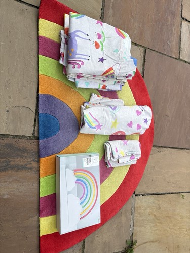Girls bedroom rainbow - girls,