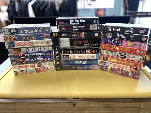 Vhs vintage job - vhs, bundle