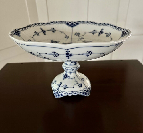 Antique royal copenhagen blue - antique,
