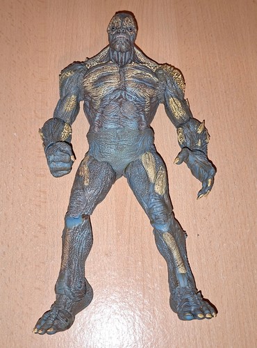Mcfarlane doomsday figure - mcfarlane,