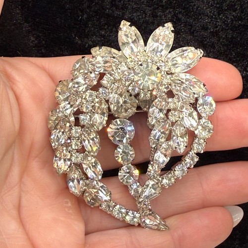 Vintage rhinestone brooch - vintage, lots