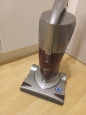 hoover Morphy Richards pod pet vacuum red bagless