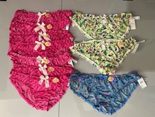 10 x PAIRS OF WOMEN’S
