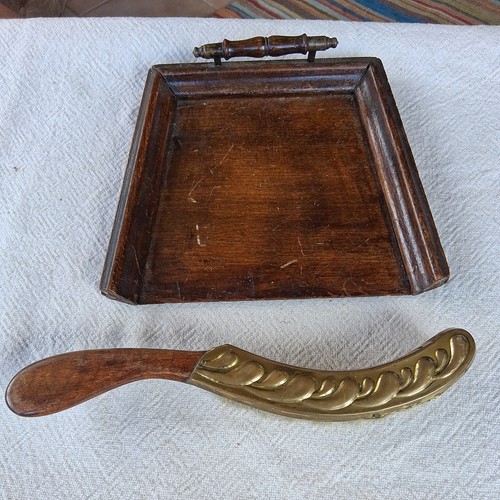 Vintage wooden oak crumb tray - vintage,