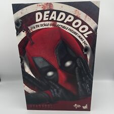Hot Toys Deadpool 1/6 Action