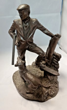 Heredities Bronze Resin Taking A Break Dh3 Shooting with his dog 26cm tall