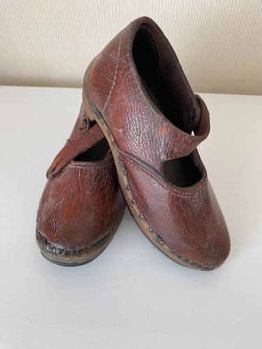Rare pair victorian welsh - of,